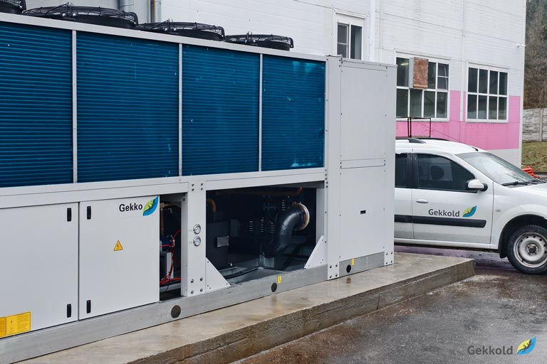 Расширение линейки чиллеров с функцией free-cooling: теперь доступны модели мощностью охлаждения до 1900 кВт